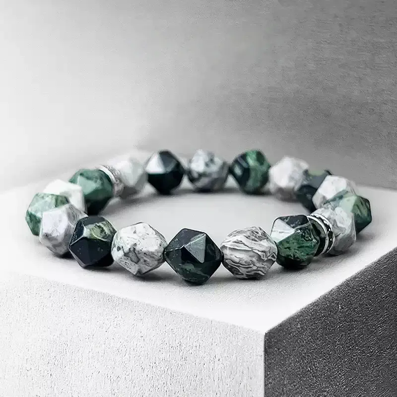 Adjustable wrist sizes (XS to XL) for The Wizard of Oz Series bracelet – suitable for all genders, 5.5–7.5 inches wrist circumference.