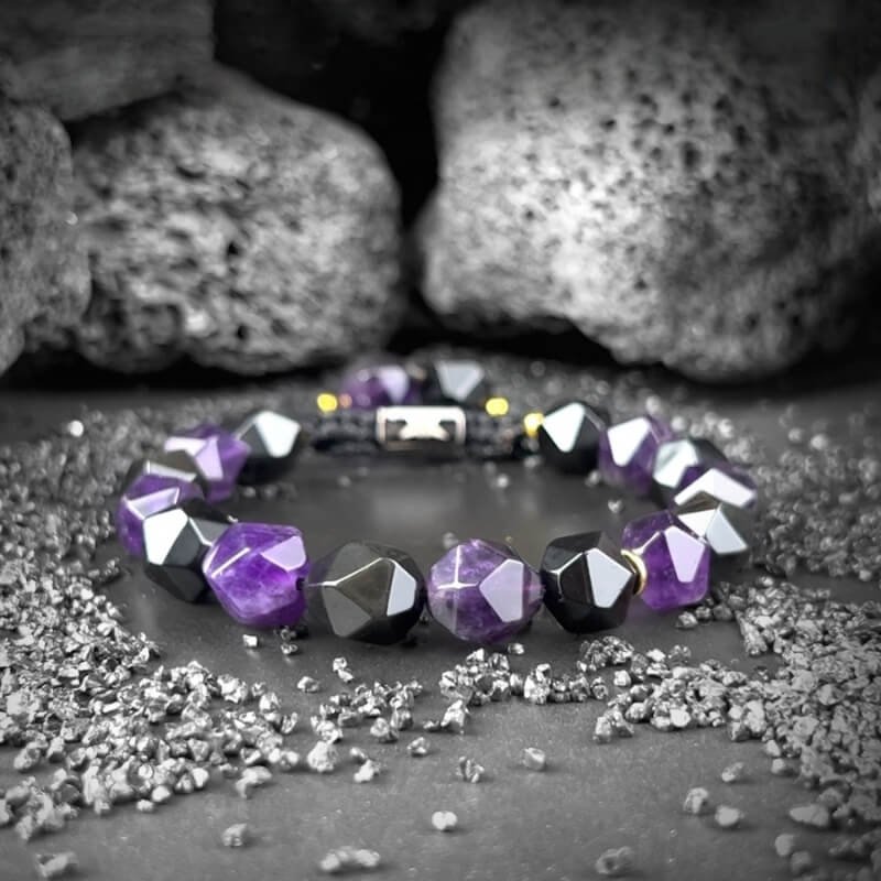 Men’s Obsidian Amethyst bracelet in L size – black obsidian stabilizes Root Chakra and protects against negative energy for men.