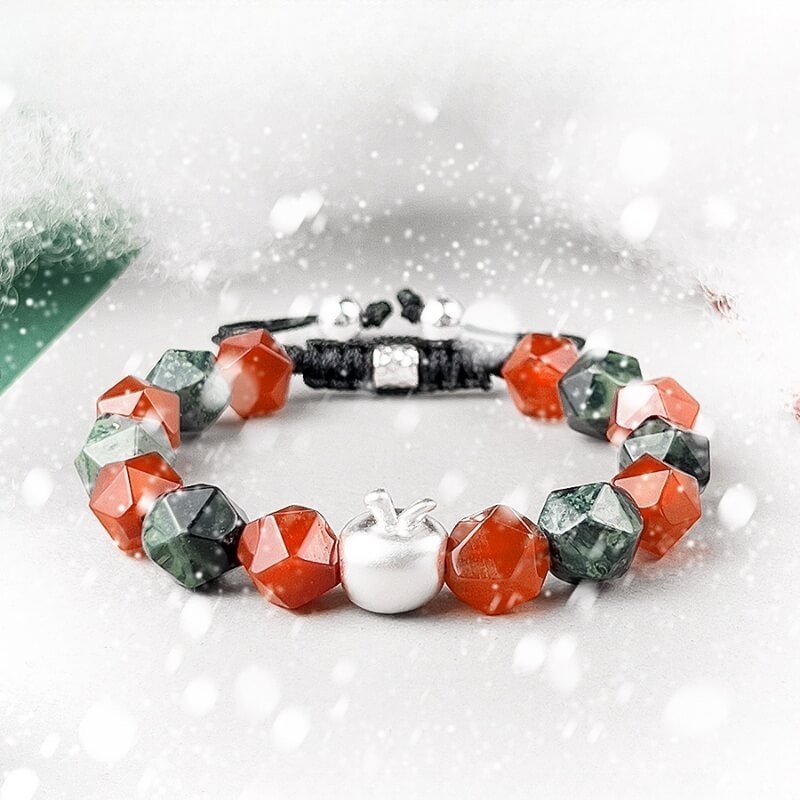 Close-up of Red Agate’s flame-like texture for Root Chakra activation and protective energy during Christmas