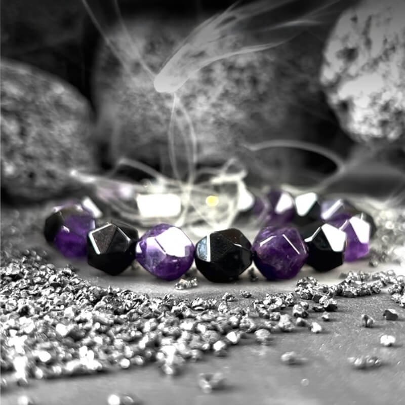 Obsidian (Root Chakra) and Amethyst (Crown Chakra) bracelet – dual chakra alignment for energy stability and spiritual enlightenment.