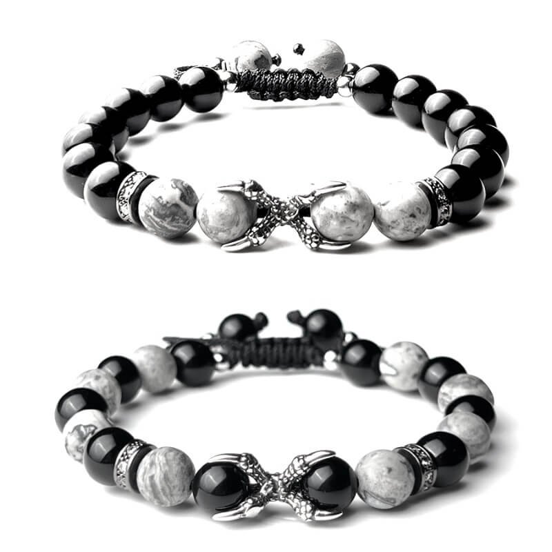 Wrist circumference sizing guide for XS–XL, ensuring a comfortable fit for all